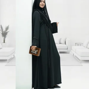 Abaya Anaira